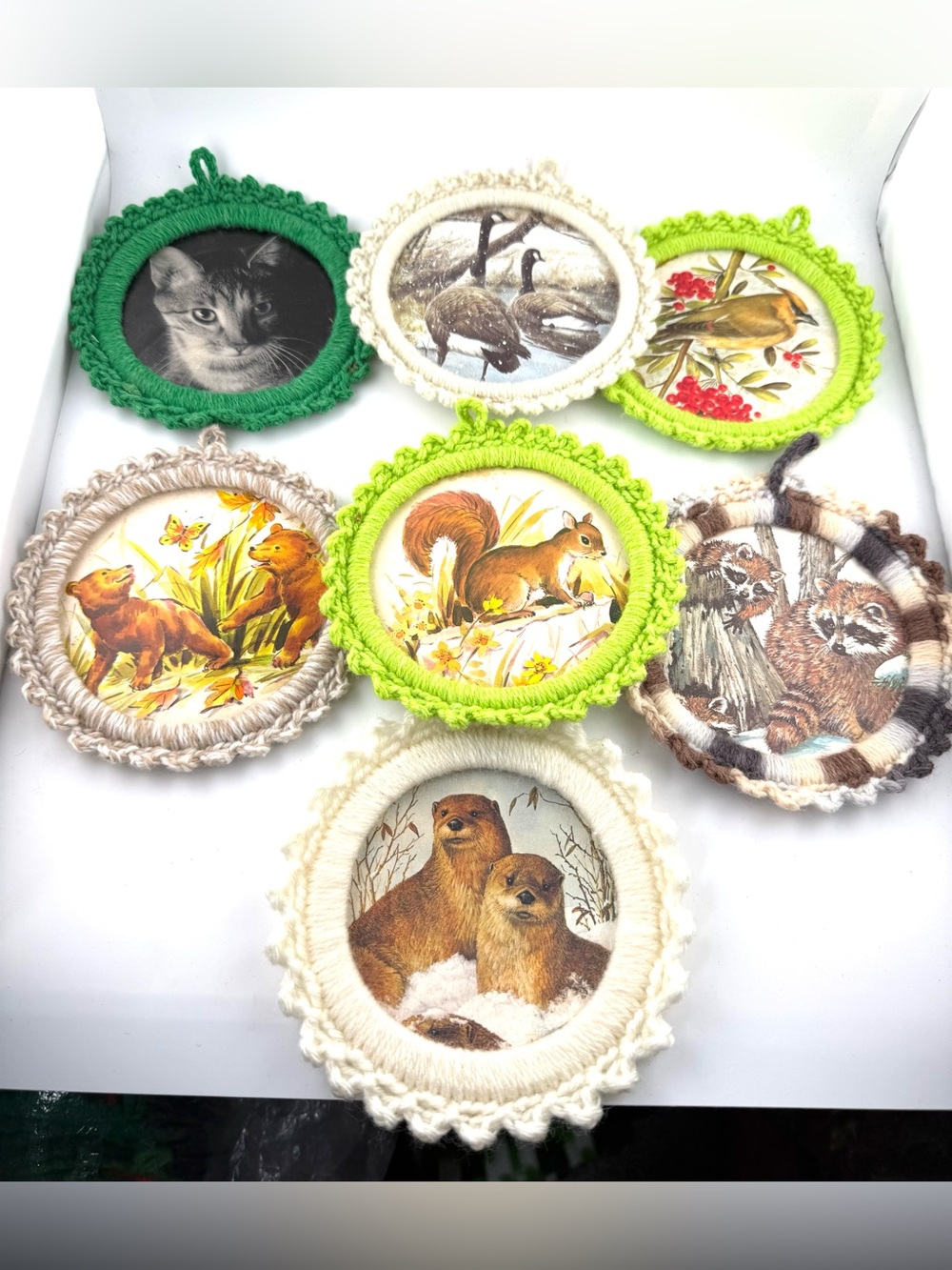 7 vintage crochet picture frame ornaments with Animals